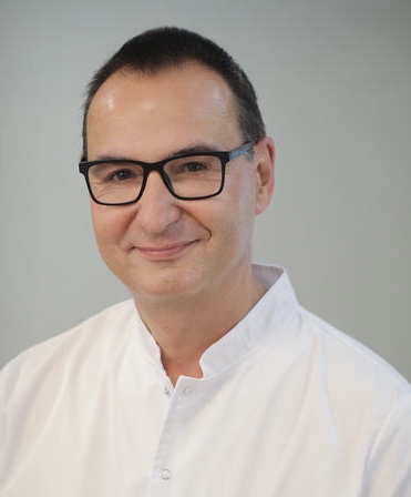 Imagine doctor Victor Radu